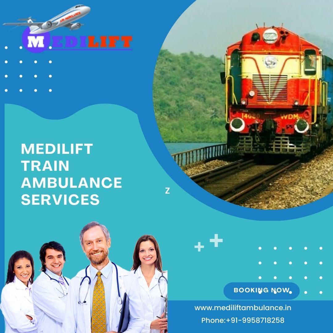  Medilift Train Ambulance Service in Varanasi is advised for Safest Relocation