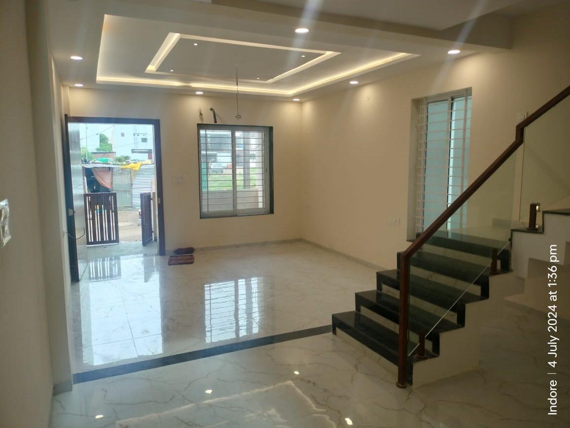 New Luxurious Bunglow For Sale Near Jain Mandir At Nipania.