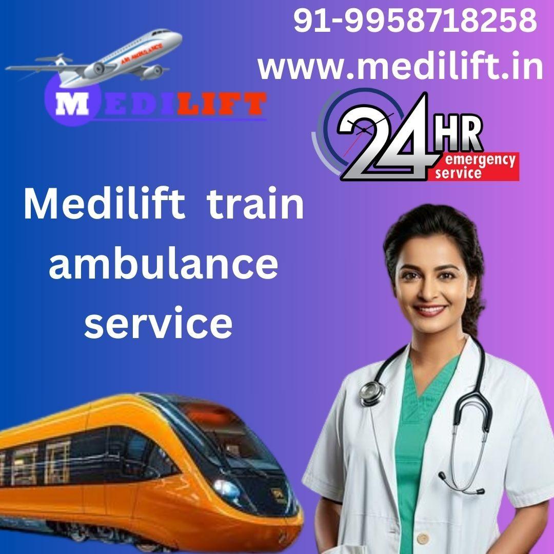Medilift Train Ambulance in Raipur - Best in Emergency Long Distance Shifting
