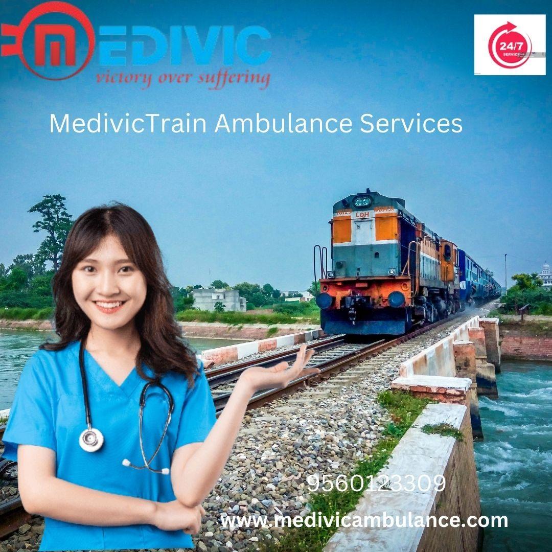 Medivic Aviation Train Ambulance in Guwahati 
