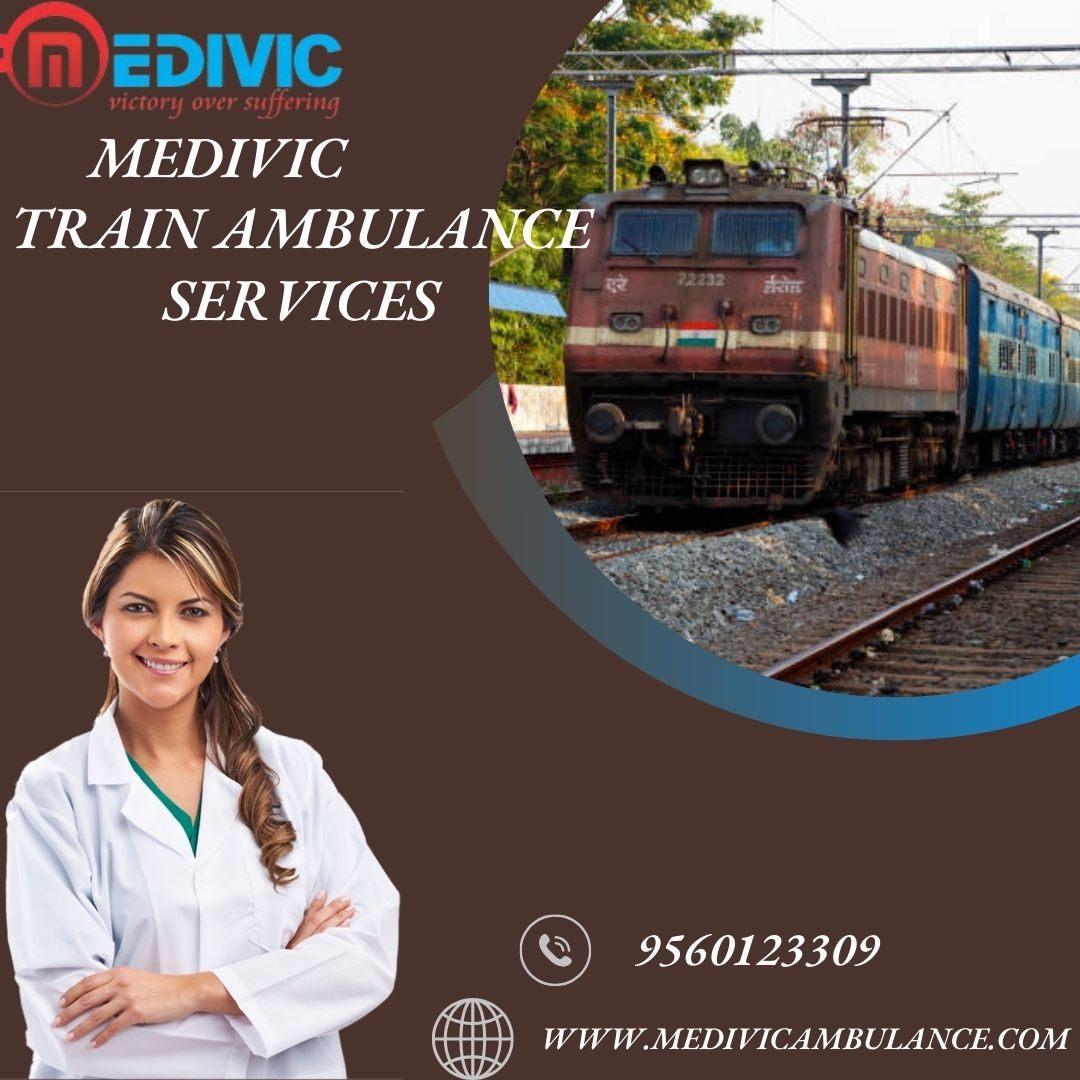 Get in touch with the Medivic Train Ambulance Service in Raigarh 