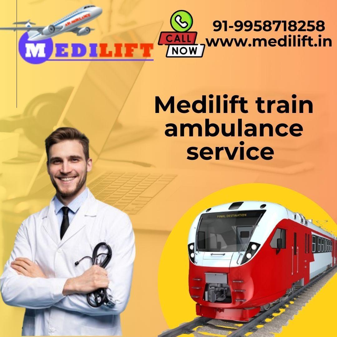 The Medilift Train Ambulance service in Delhi is equipped with vital  