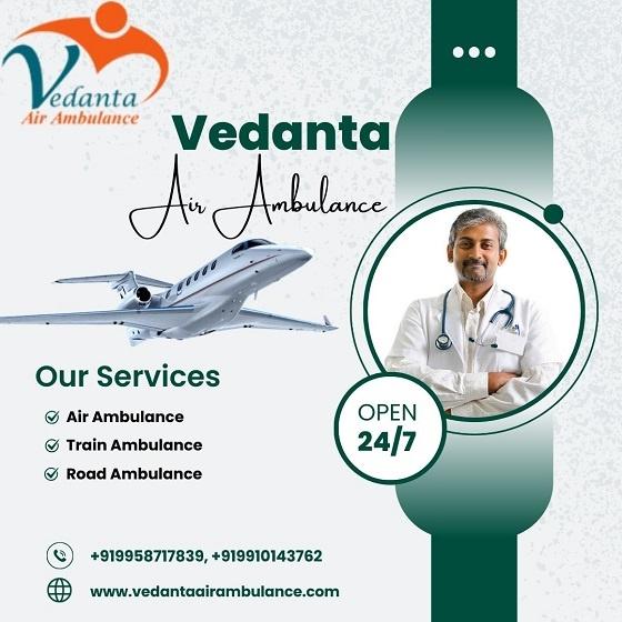 Book Complicated-free Vedanta Air Ambulance in Siliguri with Medical Instrument