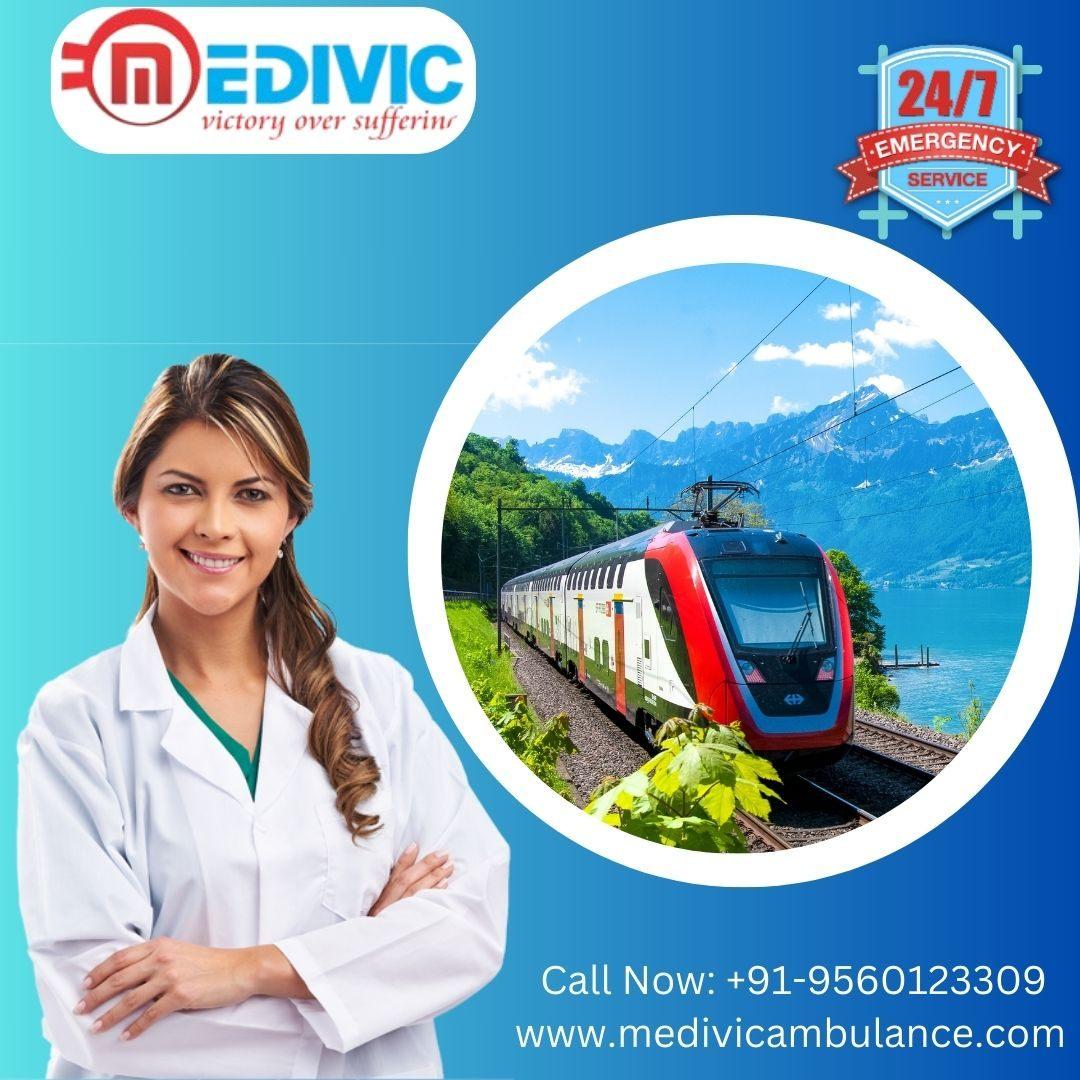 Call Medivic Aviation Train Ambulance in Delhi for a Pressure-Free 