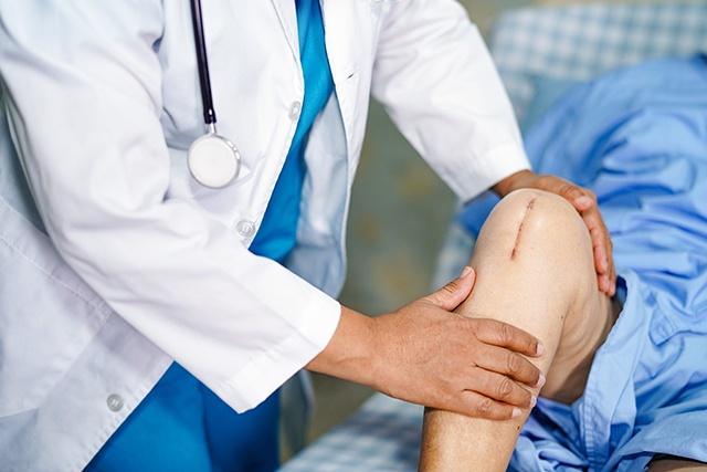 Total Knee Replacement in Koramangala Bangalore - Bone & Joint Consult