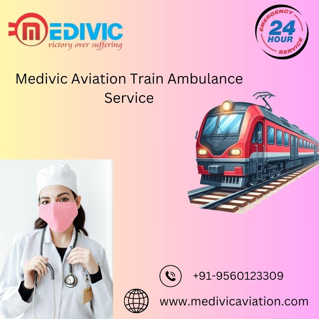 The medical team of Medivic Aviation Train Ambulance Service in Guwahati 