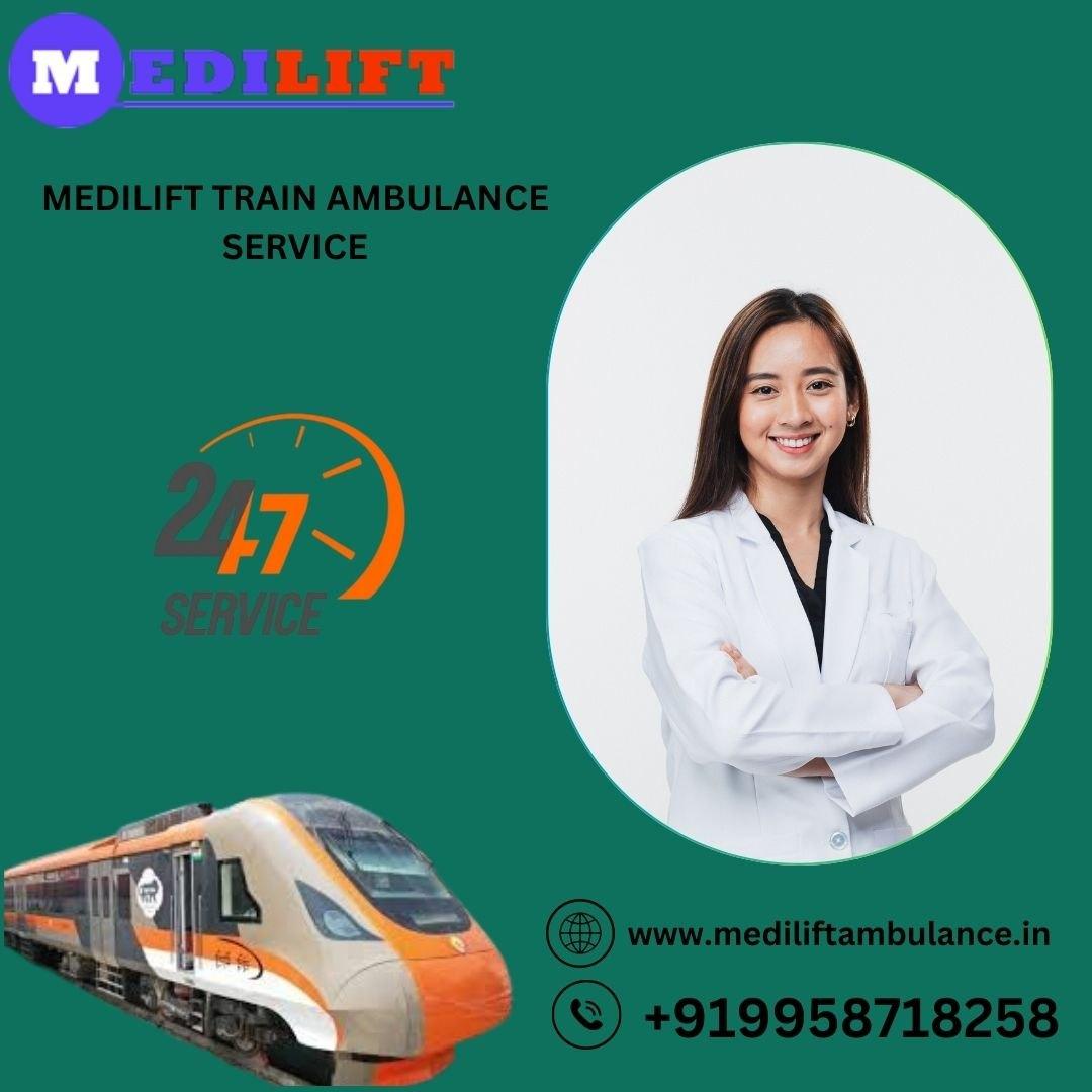 Book Medilift Train Ambulance Service in Mumbai for Care Shift the Patient