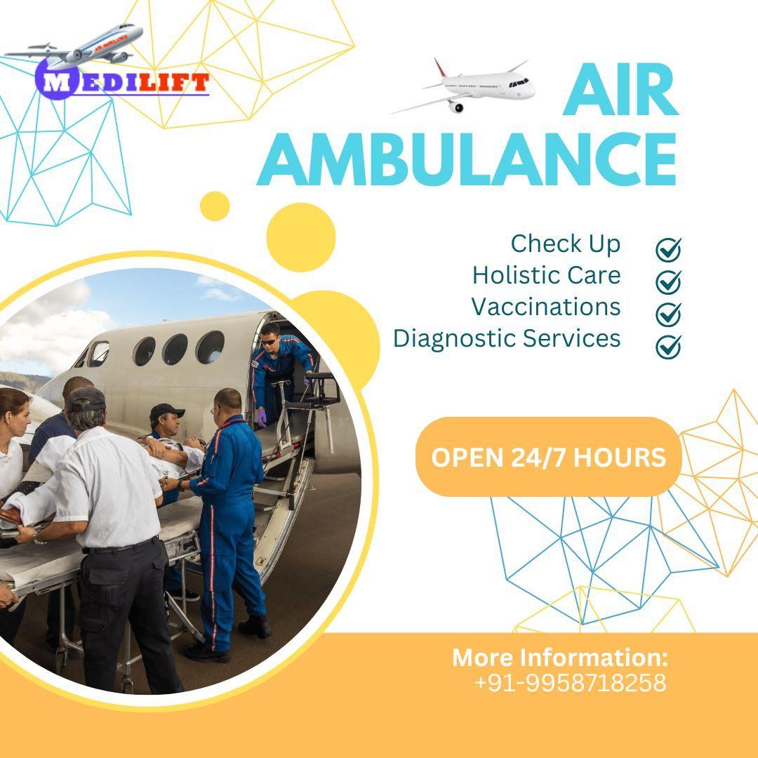 Choose Medilift Train Ambulance in Kolkata for All Medical Relocation