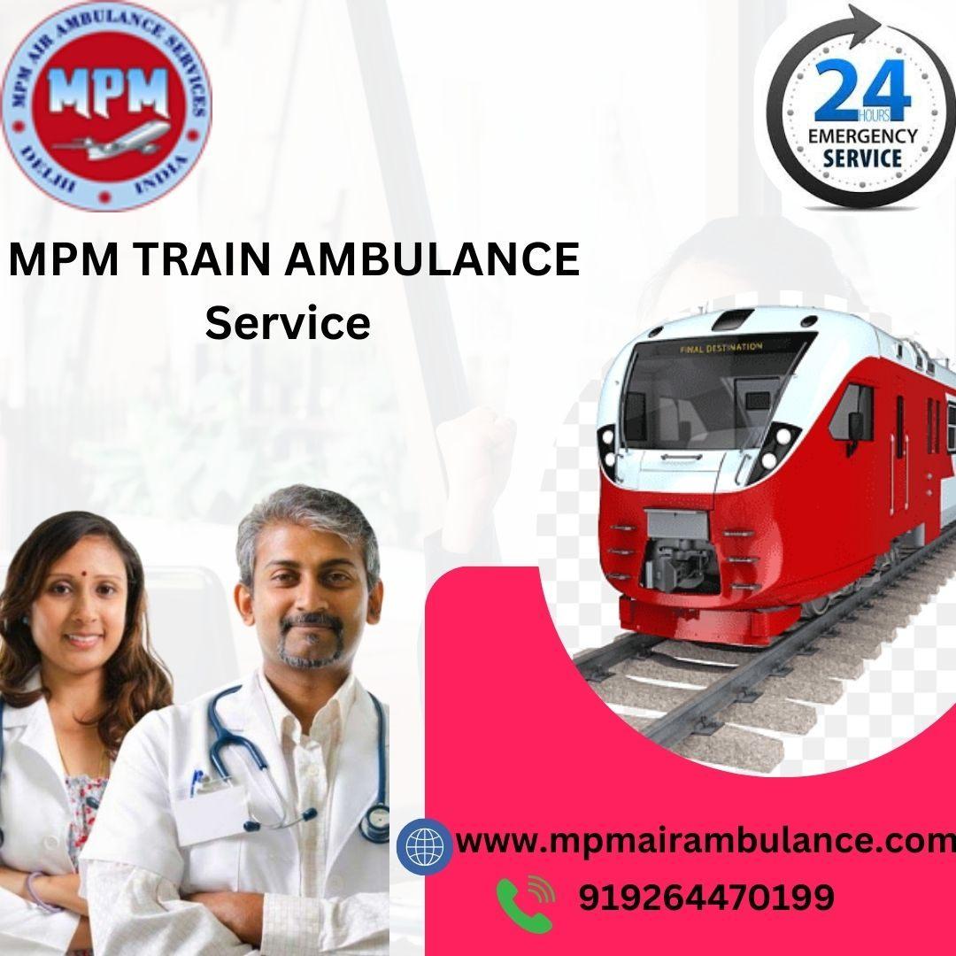 Mpm Train Ambulance in Indore Quickly Responds to an Emergency