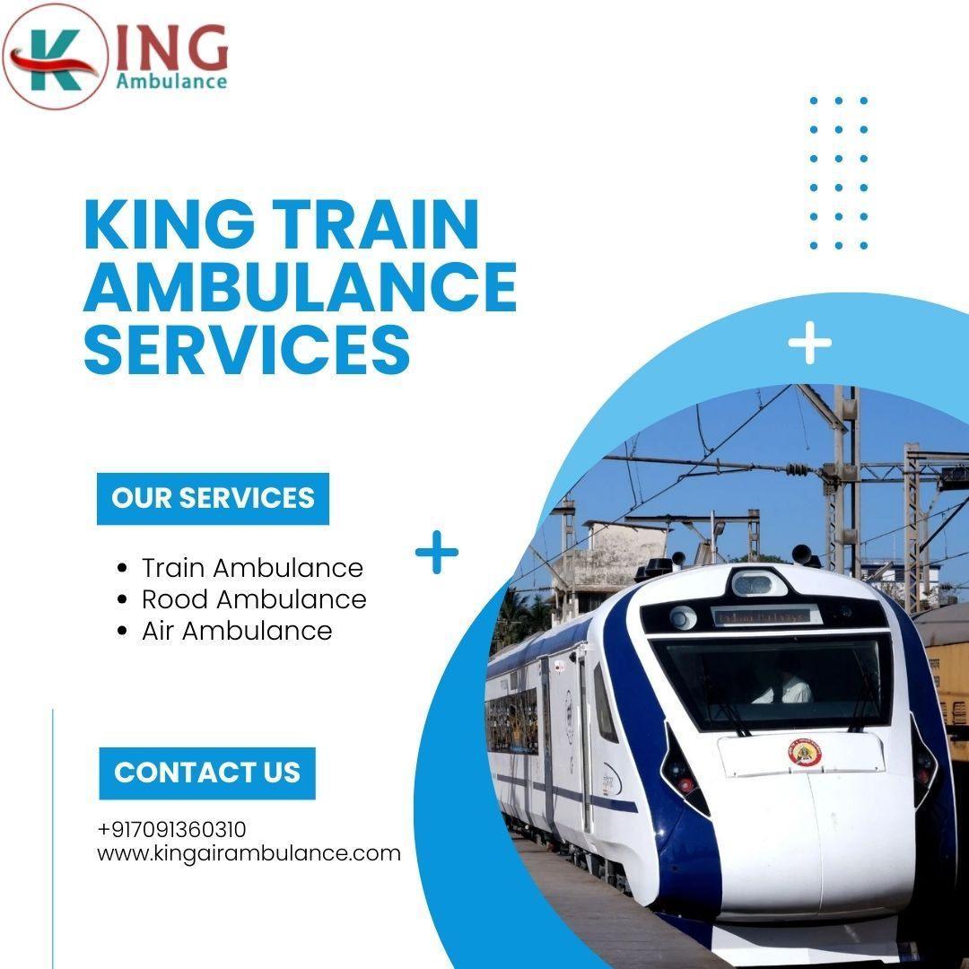 King Train Ambulance in Raipur provides Qualified Crew on its Trains