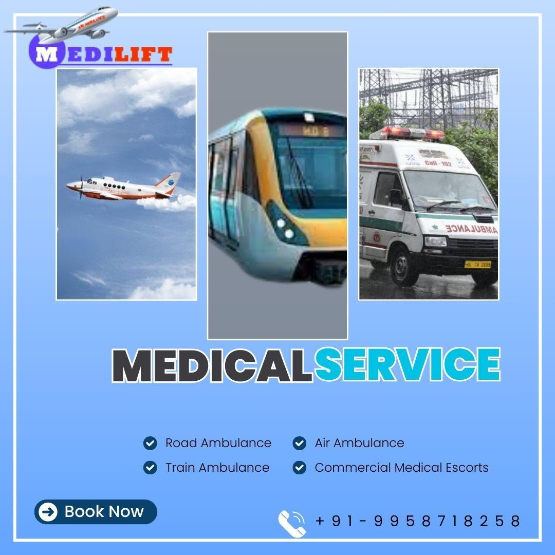 Use Medilift Train Ambulance for Problem-free Transfer in Delhi