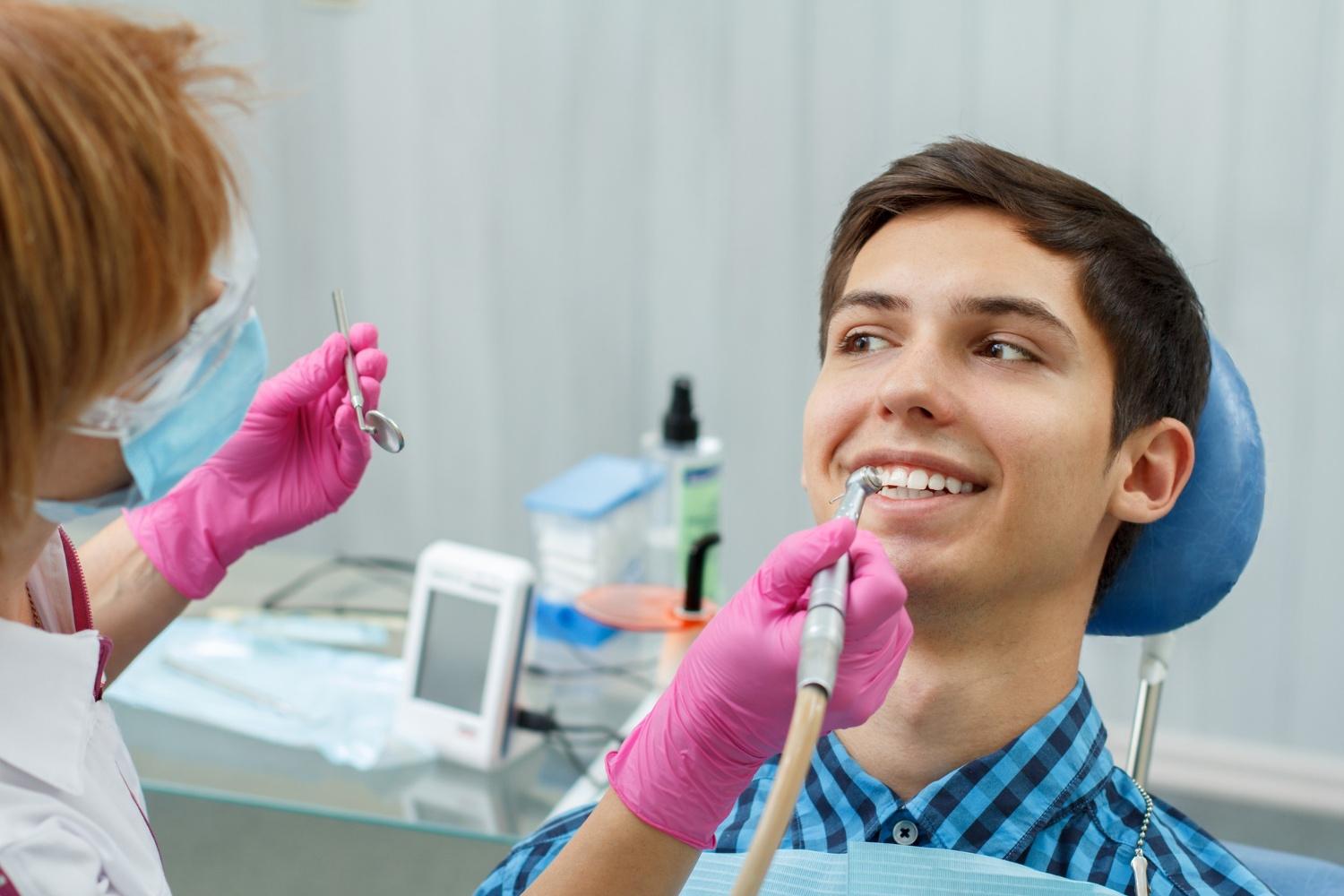 How To Keep Your Teeth Clean Between Cleanings
