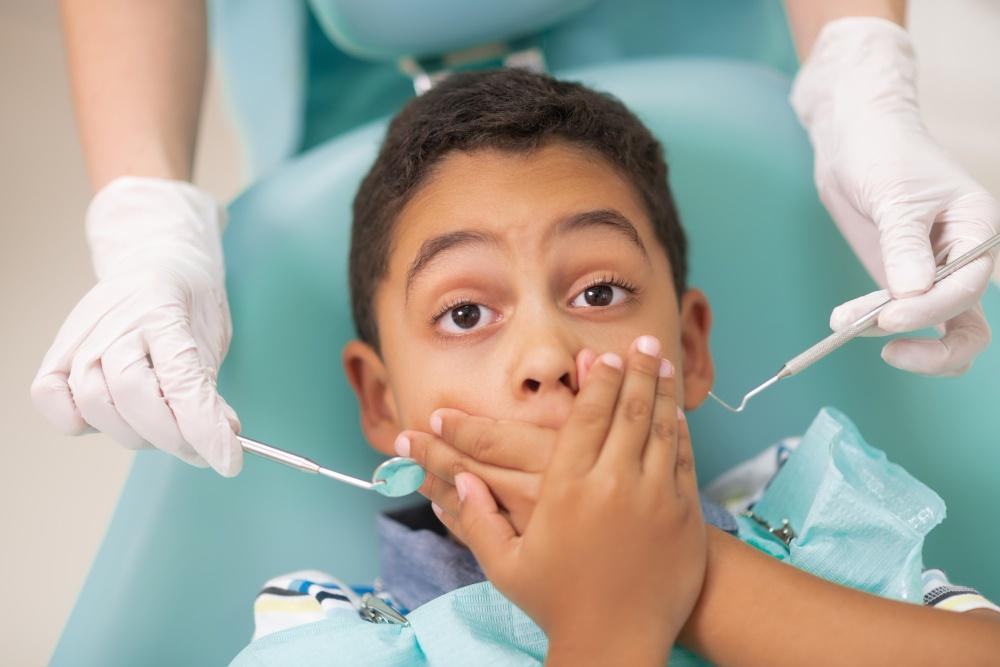 11 Tips To Manage Dental Anxiety in Children