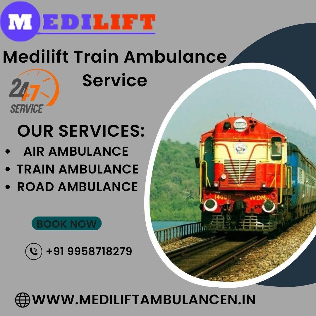 Medilift Train AMbulance in Nagpur provides quick medical rehabilitation service