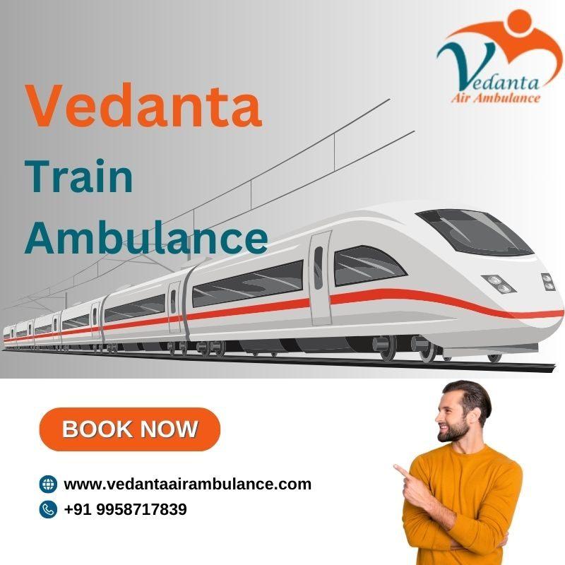 Vedanta Train Ambulance Services in Raipur Maintain Continuous Care for Patient