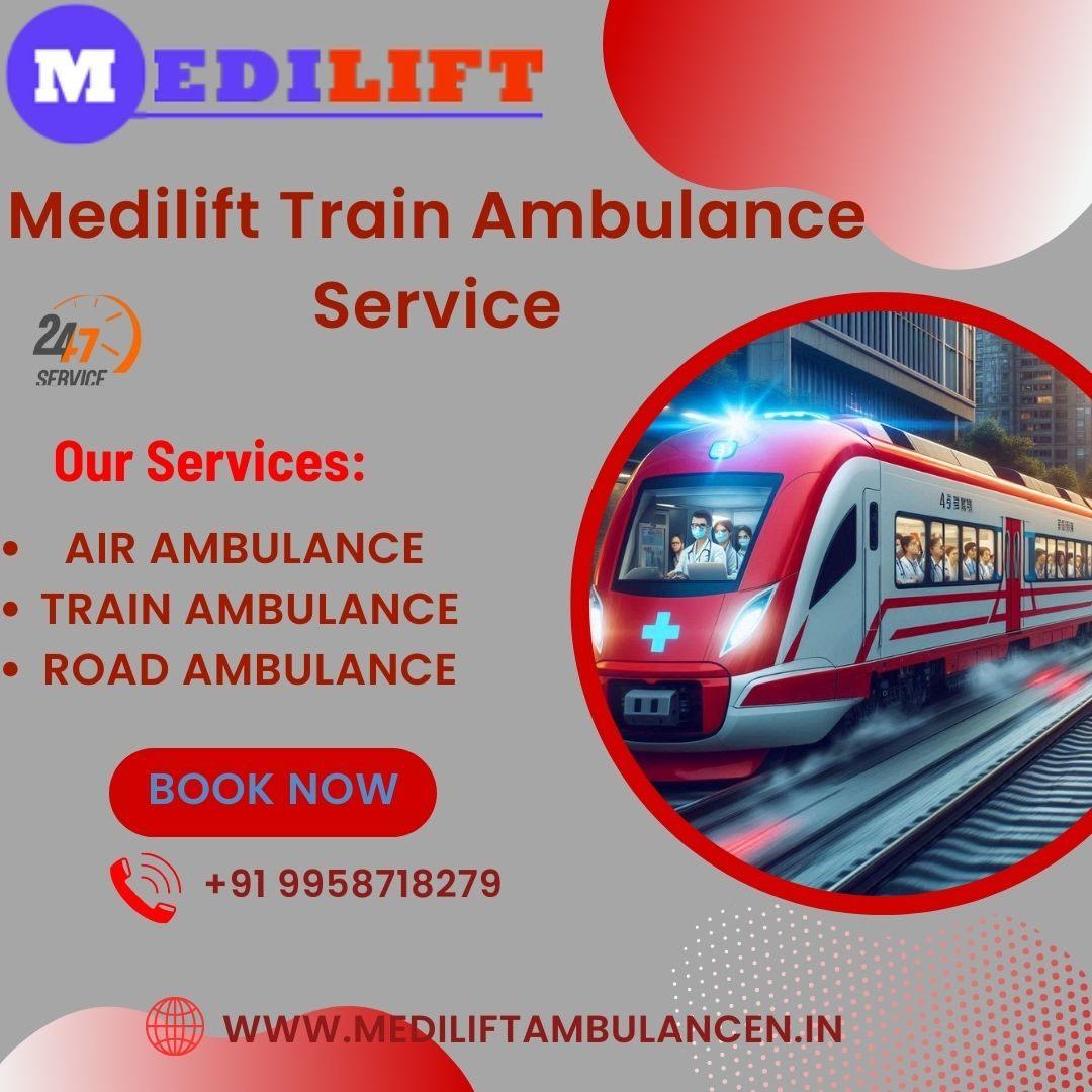 Book Medilift Train Ambulance for Rapid Patient Transfer in Pune.