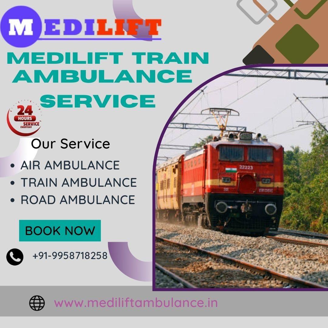 Take Medilift Train Ambulance in Lucknow for the Best Care during the Transfer