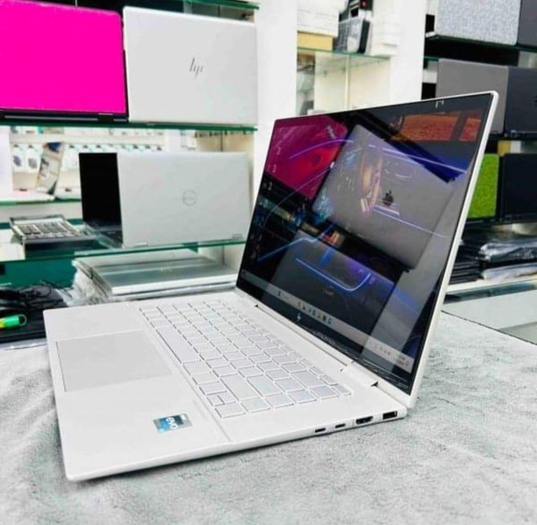 ORICE 7500 ENVY X360 Intel core i7 Convetible 2 -in 1 Ram 16GB SSD 512GB