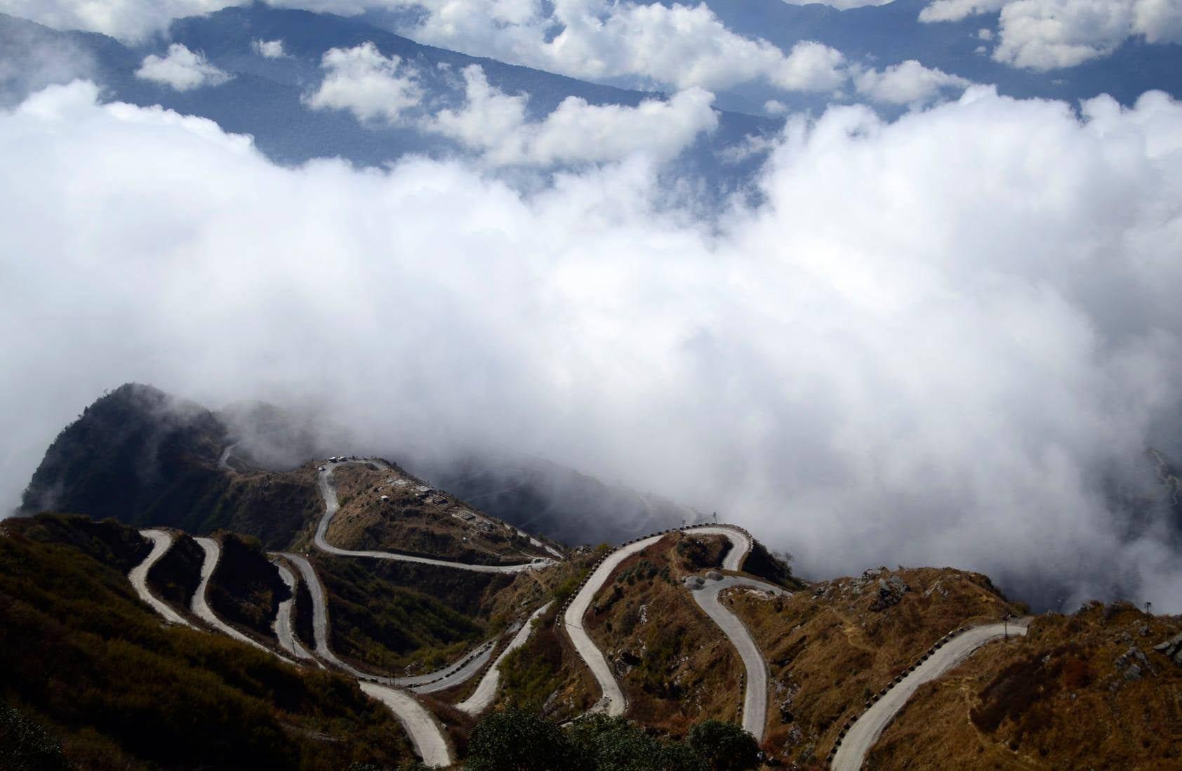 Book Silkroute Package Tour from NJP station