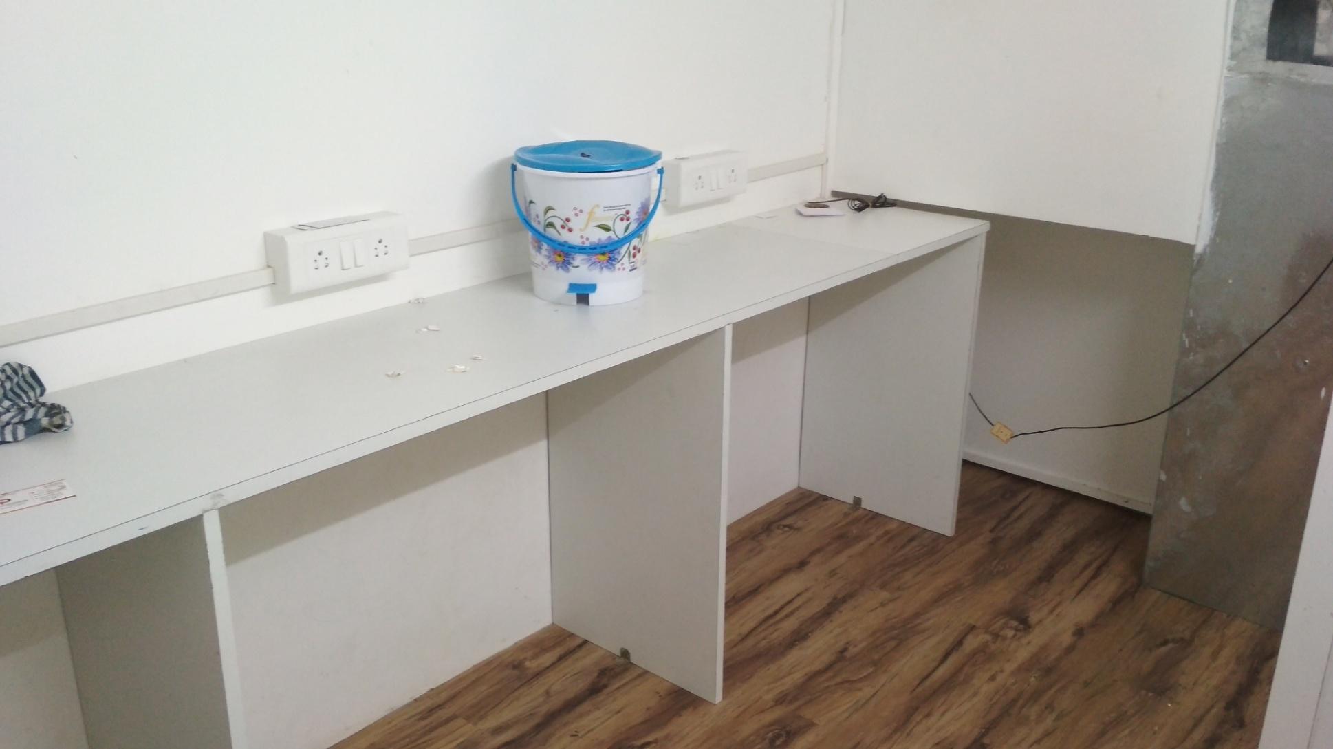 Small Office for Rent in Raghuleela Mall, Kandivali West Ideal for Startups