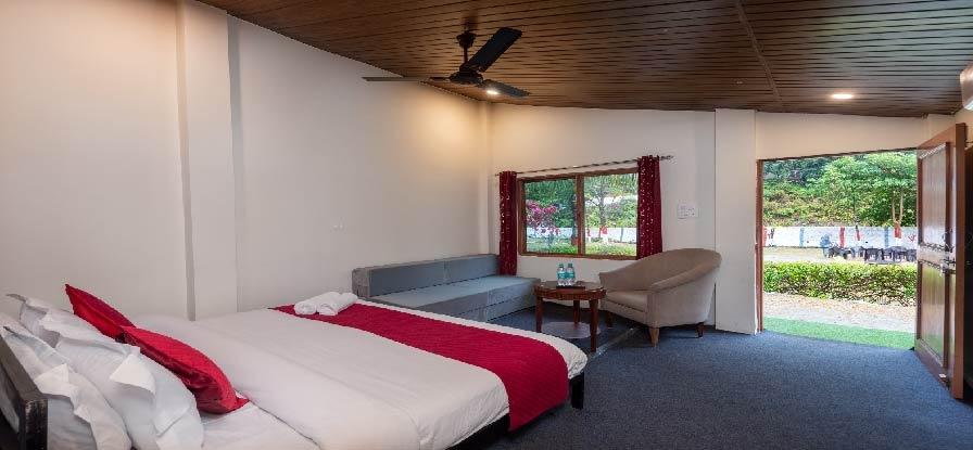 Enjoy the Best Luxury Riverside Camping in Rishikesh