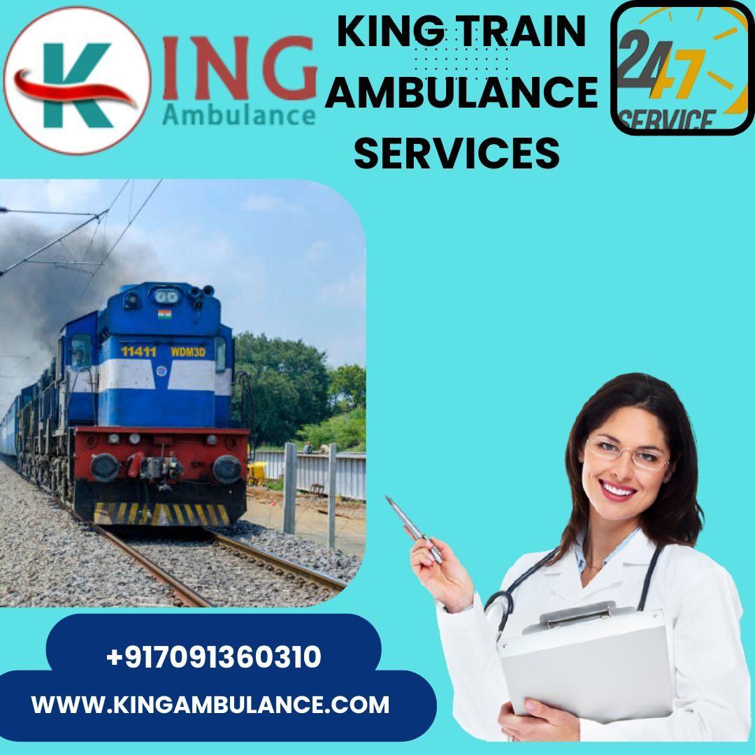  King Believes in Simple Communication in Jamshedpur in a Train Ambulance