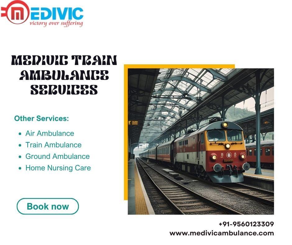 Medivic Train Ambulance In Guwahati Is Under A Competent Doctor And Nurse