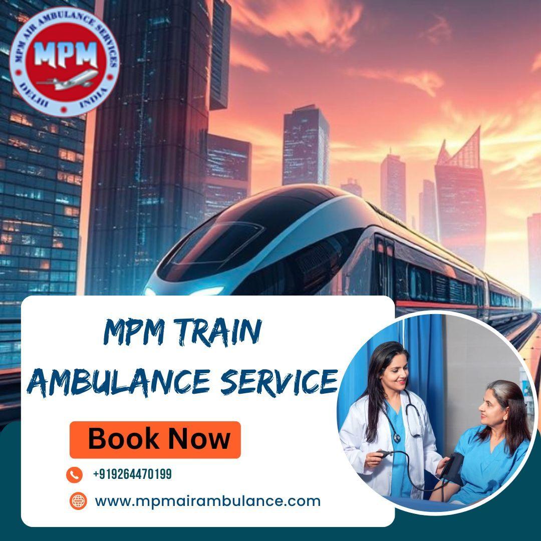 MPM Ensures Everything Is in Order in a Train Ambulance in Ranchi