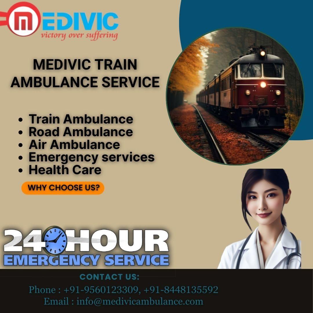 Medivic reaches a doctor's hospital in Bangalore in his train ambulance