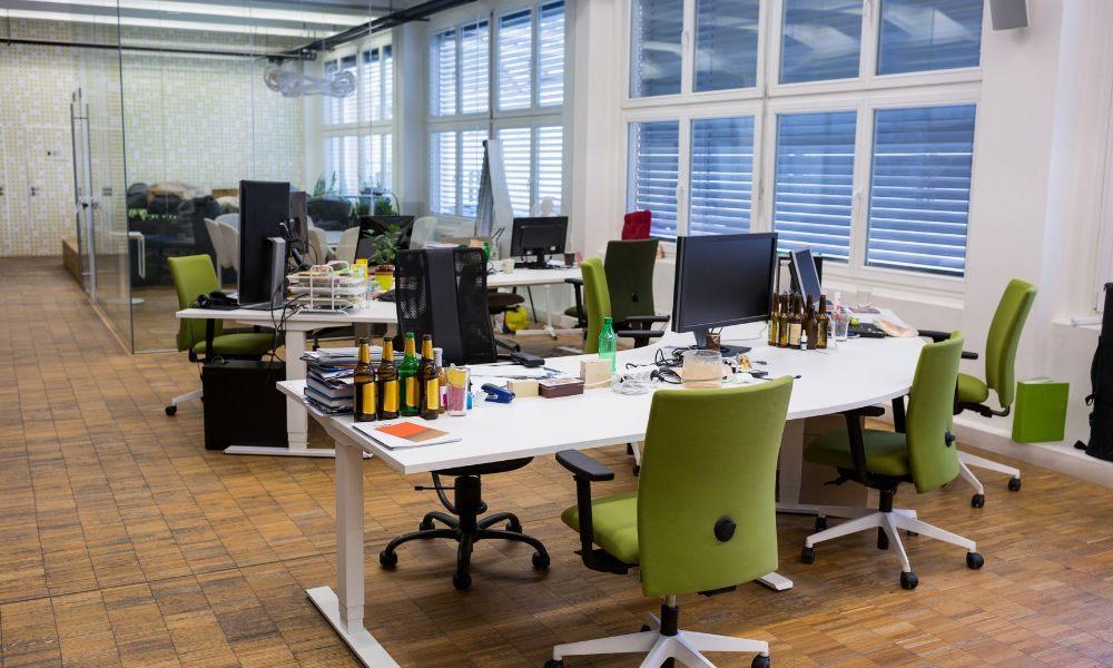  Interior Designers for Office with Modern Aesthetics