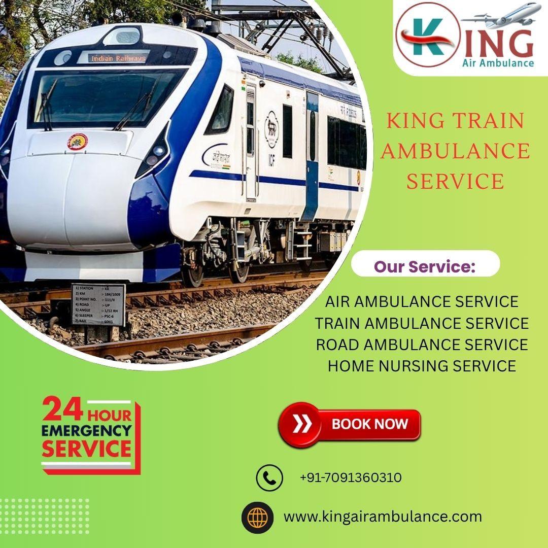  King Train Ambulance Takes Care of Everything As Patients Need 