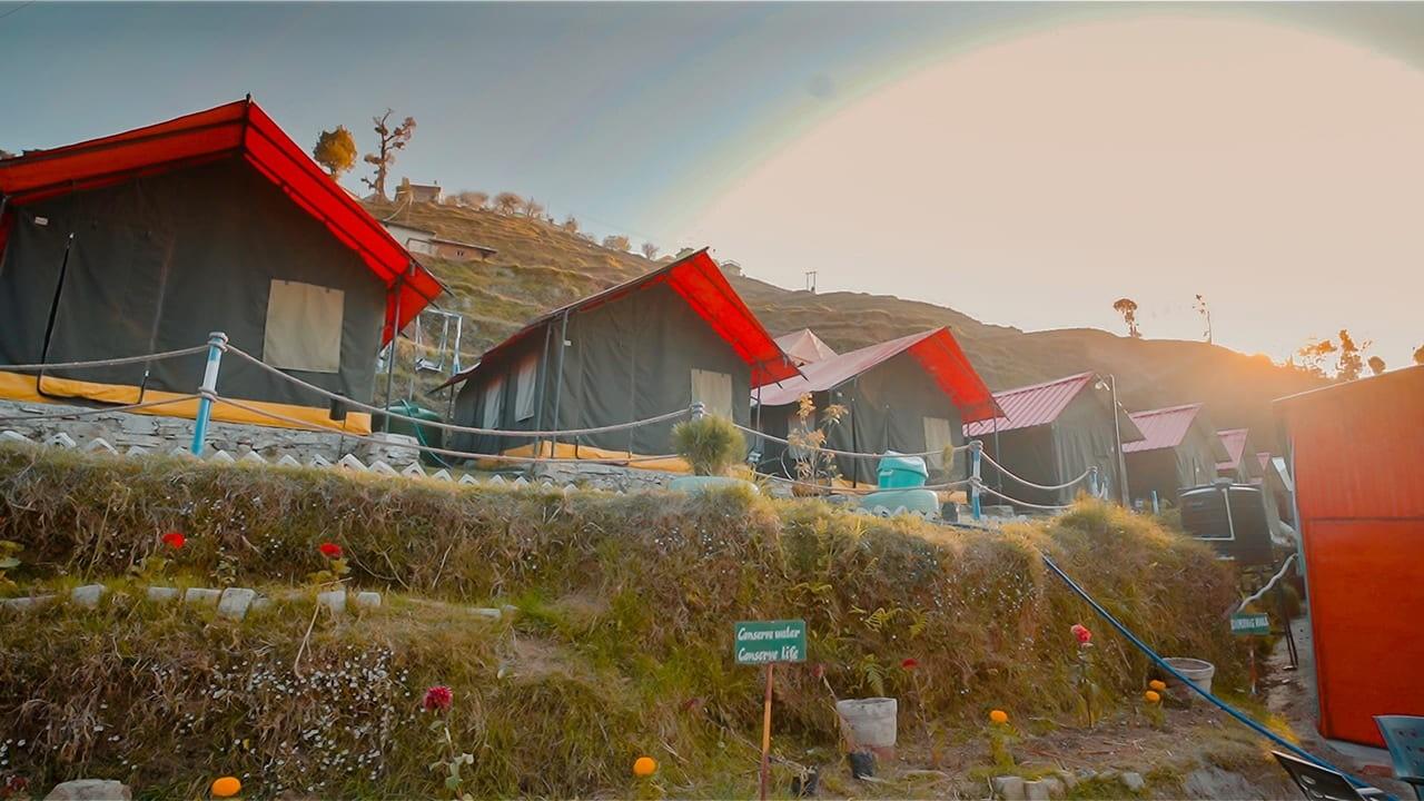 Camping in Kanatal -A Perfect Himalayan Escape