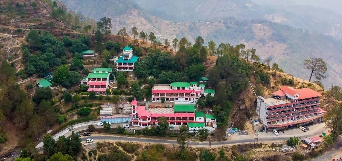 Discover the Best Hill Stations Near Delhi with CYJ Packages