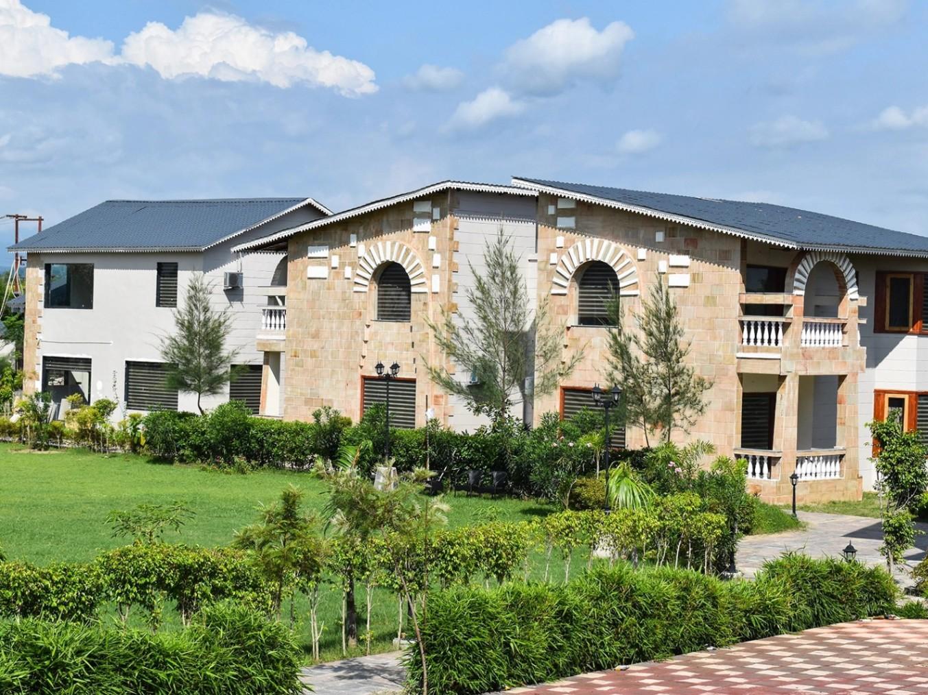  Amaris Greens Jim Corbett  Premium Resort Stay in Nature