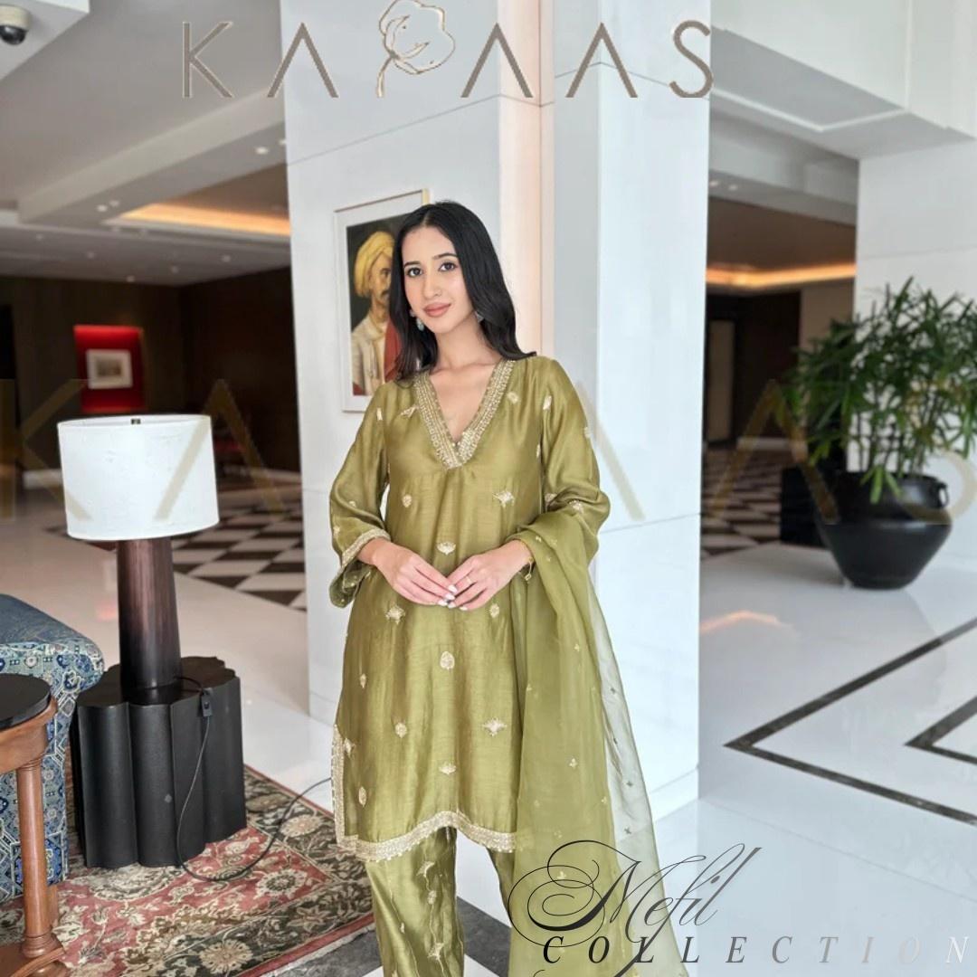 Why the Mehfil Collection Is the Perfect Choice for Festive Celebrations