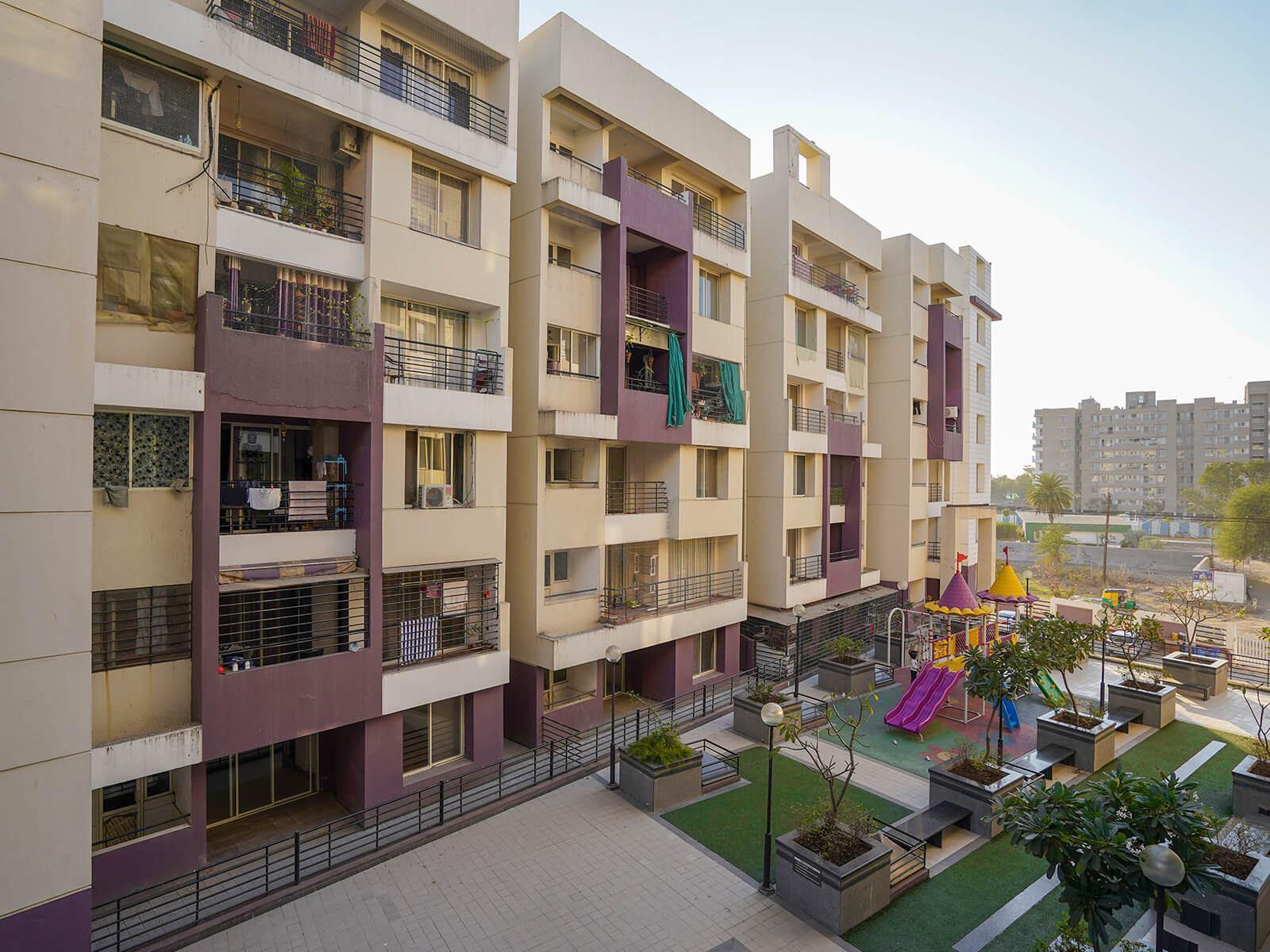 2BHK Semi Furnished Flat Available On Rent At Kalyan Sampat.