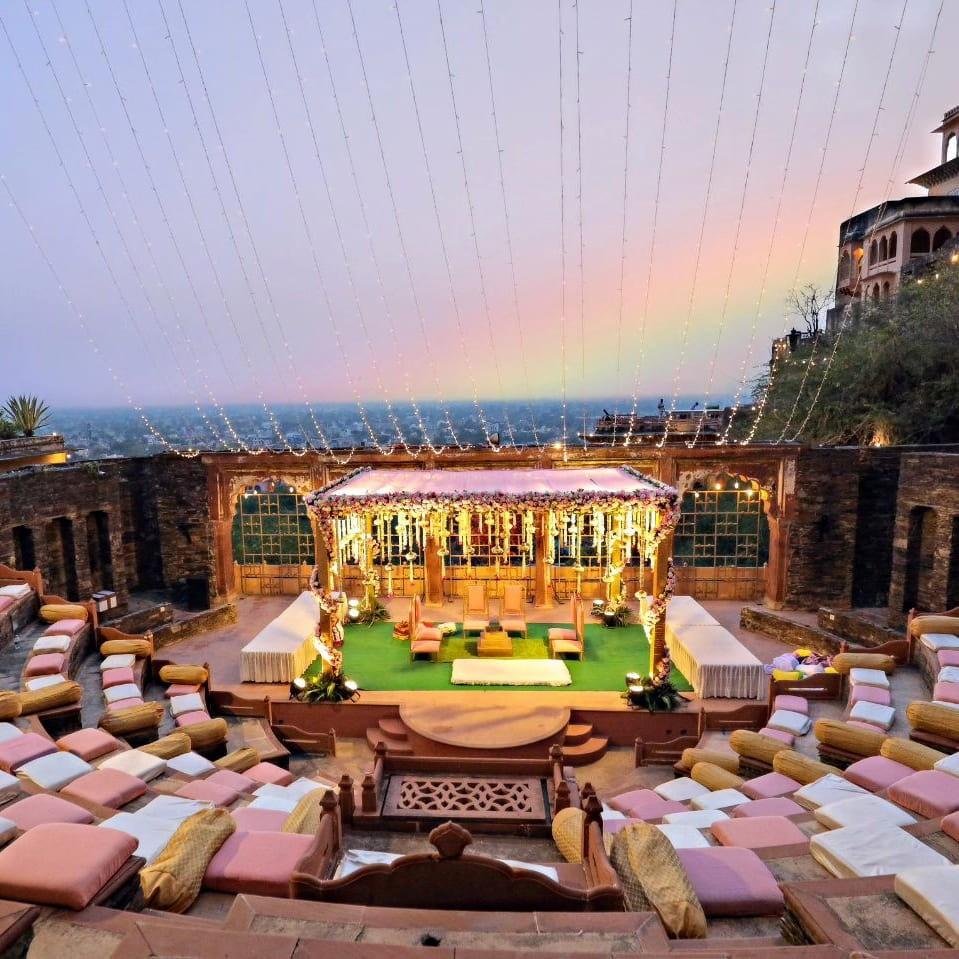 Wedding Venues in Neemrana for Elegant and Peaceful Weddings