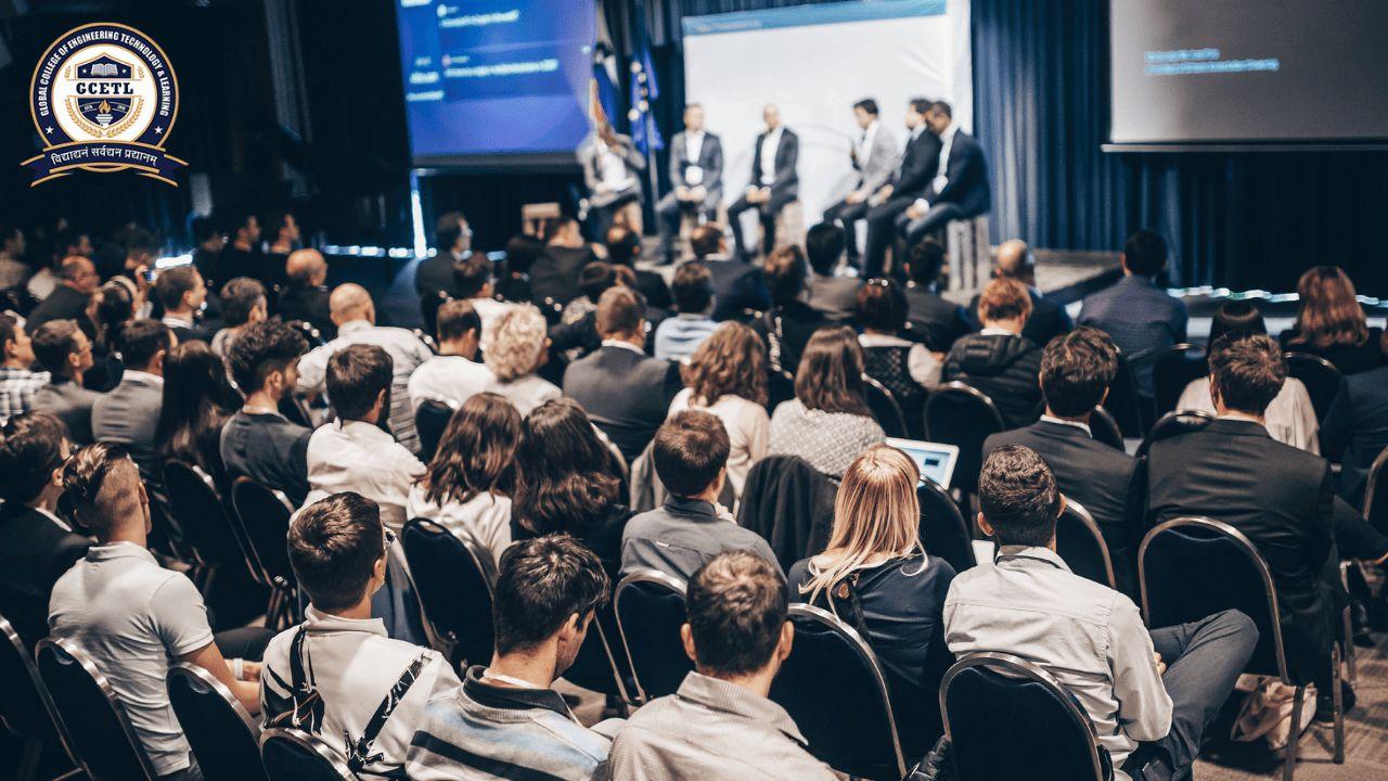 Advance Your Career with an Online MBA Course