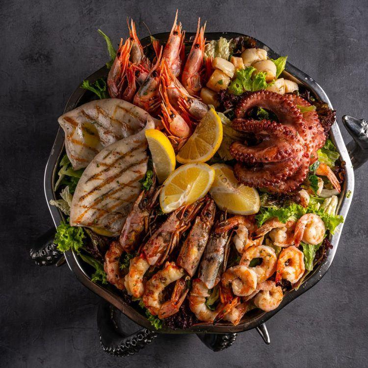 Buy Seafood in Delhi Online at Queins
