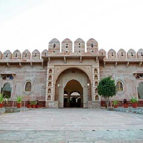 Luxury Resorts in Pushkar for a Royal and Relaxing Stay