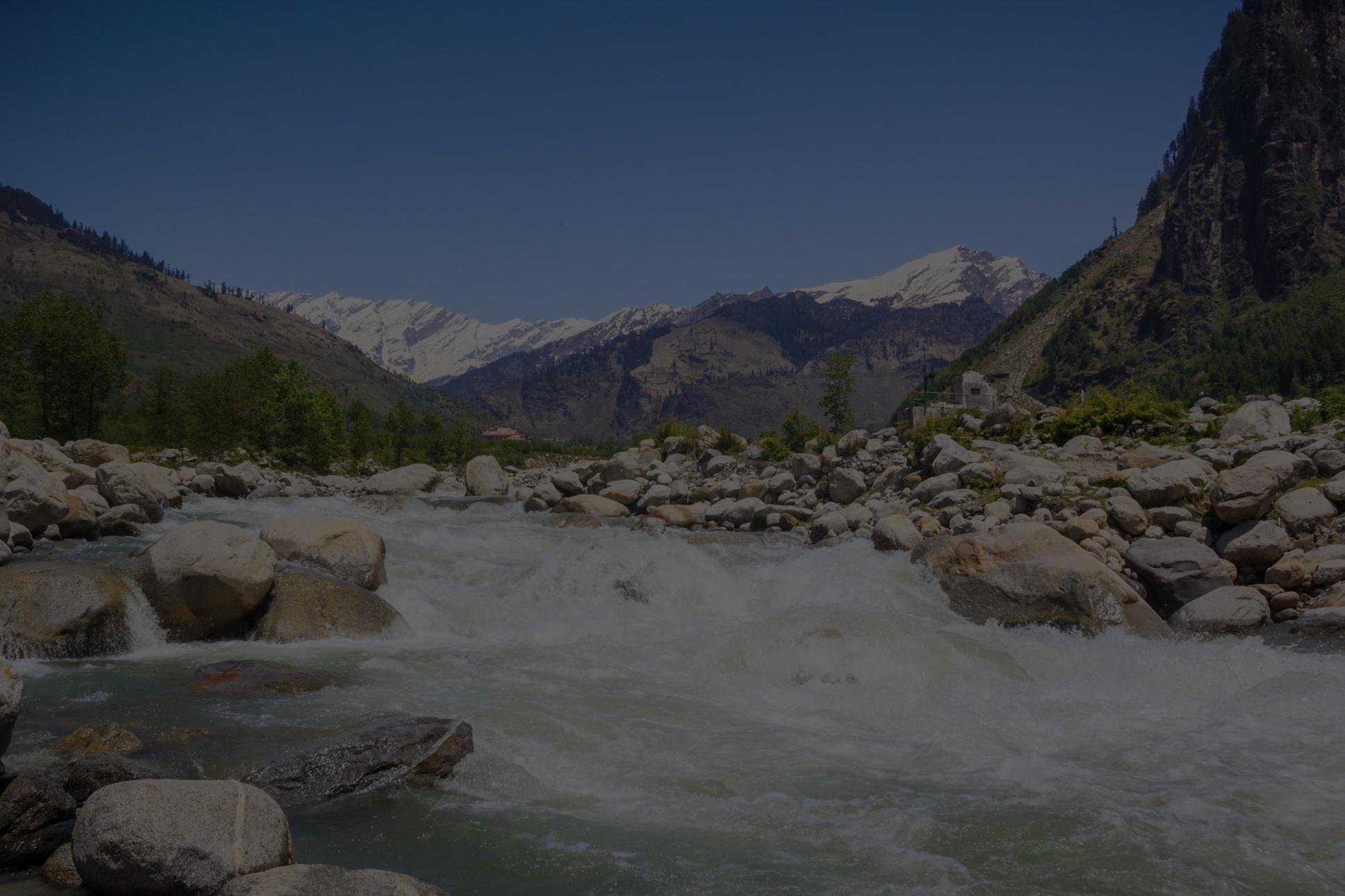 Kullu Manali Honeymoon Tour Package with Taj