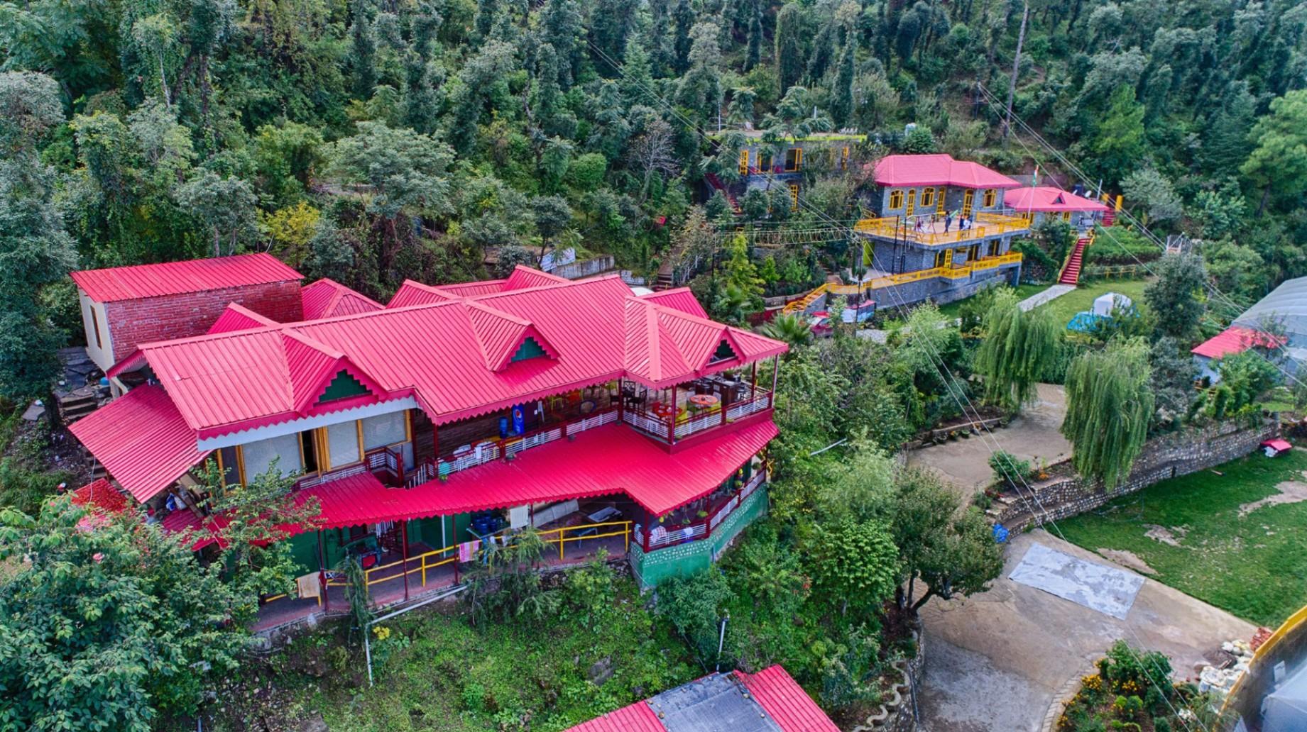 Restaurant in Solan Valley with Scenic Mountain Views Solan