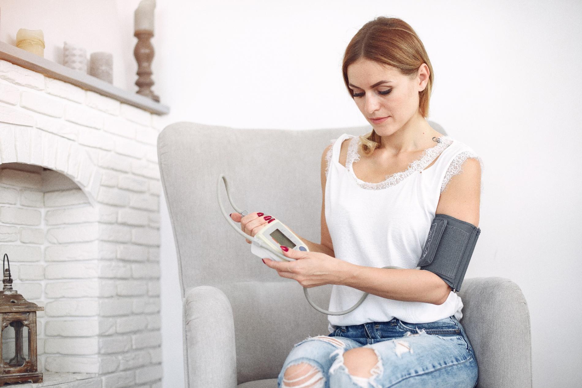 Buy BP Monitor Online | Digital Blood Pressure Machine with Reliable Accuracy