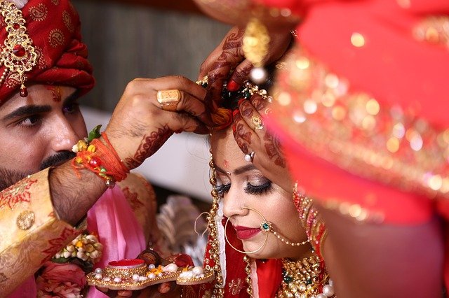 Mehndi Artist, Wedding Catering; Exp: More than 10 year