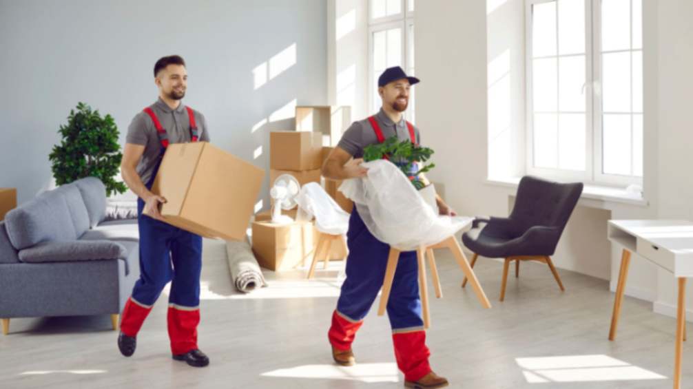Movers/ Packers, Loading Auto Services; Exp: 4 year