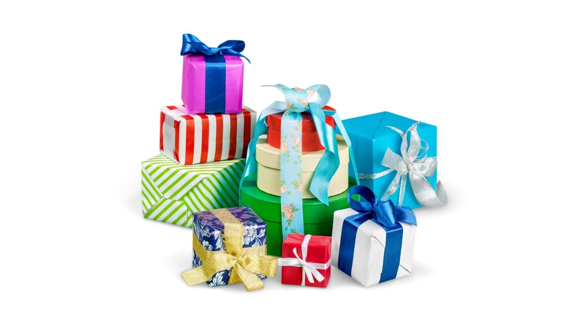 Gourmet Food and Snack Baskets, Greeting Cards, Personalized Gifts, Photo Frames and Albums on sale