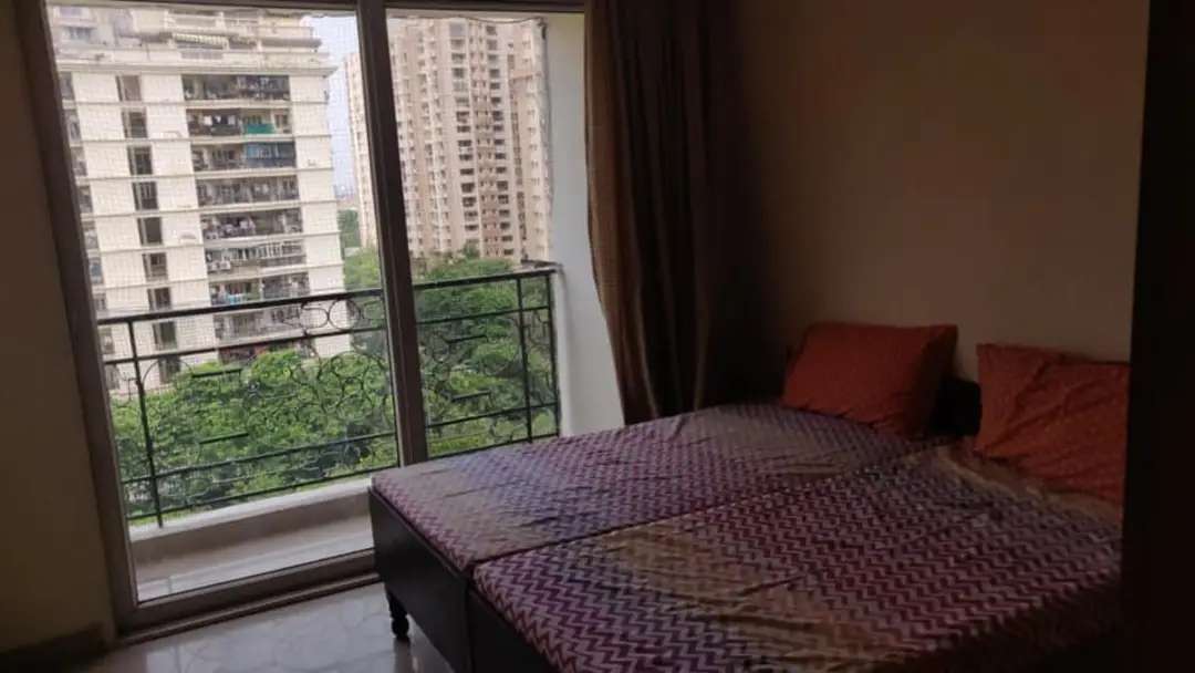 2 Bed/ 2 Bath Apartment/ Flat, Semi Furnished for rent @Indirapuram near Noida sector 63 ghaziabad 