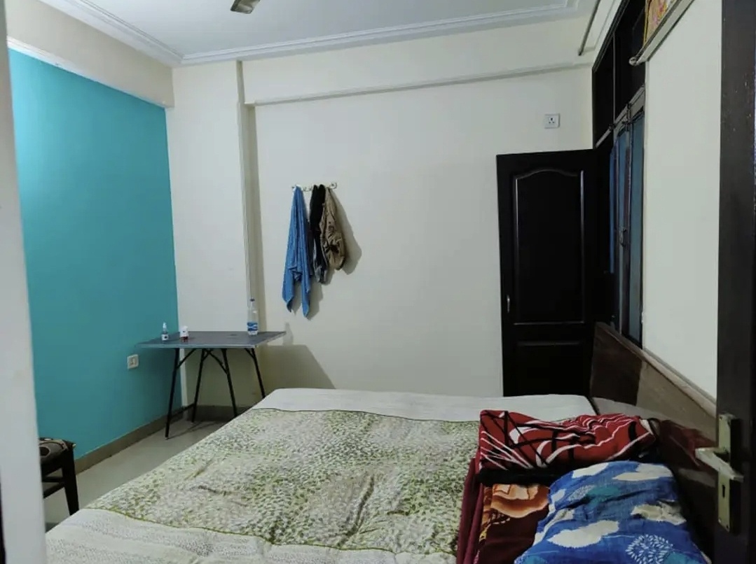 2 Bed/ 2 Bath Apartment/ Flat, Furnished for rent @Amrapali indrapuram 