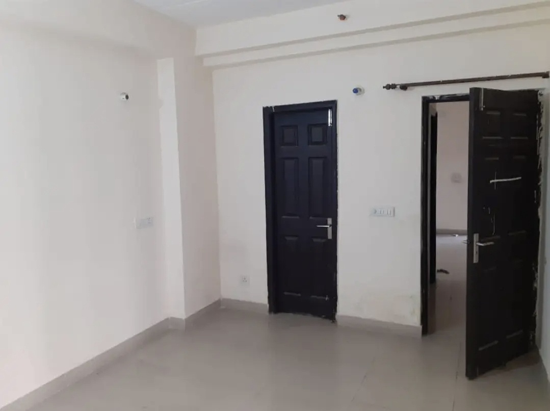3 Bed/ 3 Bath Apartment/ Flat, UnFurnished for rent @Crossing Republic
