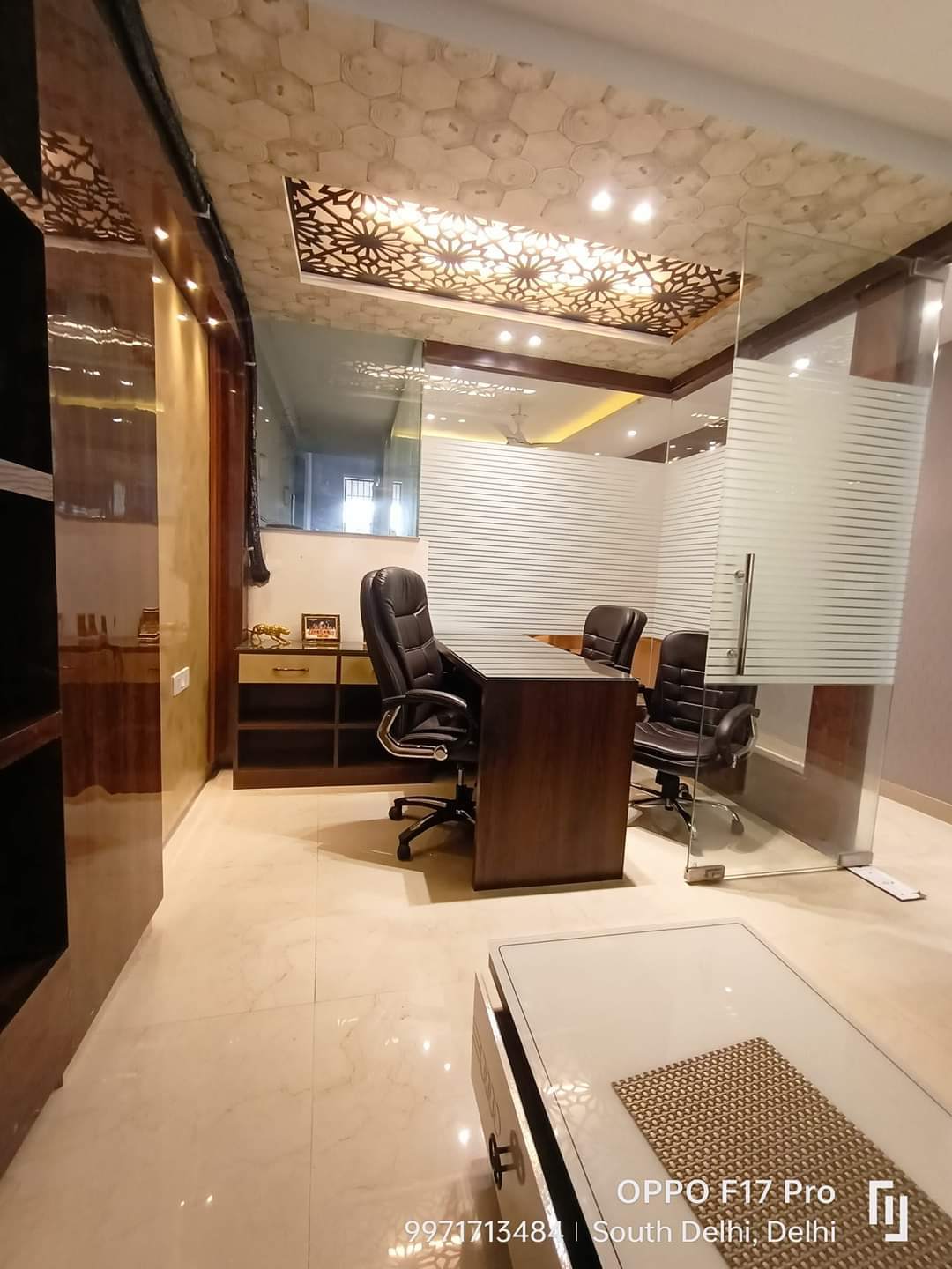 Office/ Shop, 1000 sq ft carpet area, Furnished for rent @Chhatarpur Delhi 